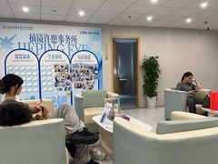 -上海大学附属上海和平眼科医院