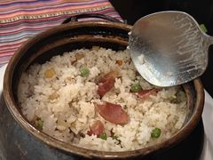 -香巴拉云南餐厅(华莱坞店)