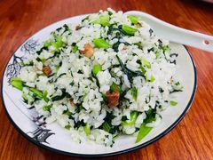 -胡子饮食店