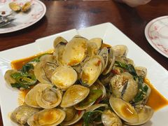 -Dang restaurant (patong phuket)