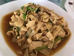 -镜泊湖聚仙楼鱼馆