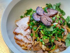 干拌猪杂老友粉-漆黑觉米粉(三里屯店)