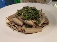 油泼香椿莜面卷-纳家楼·地道陕菜(劳动路店)
