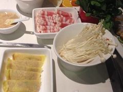 -海底捞火锅鲜切牛肉主题店(长寿路店)