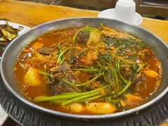 -喇喇排骨火锅·传统韩式脊骨汤(望京西园总店)