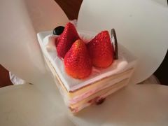 -新利香西饼店(惠友超市店)