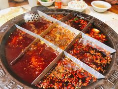-渝宗老灶火锅(时代天街店)