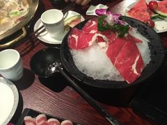 -重庆爽翻天老火锅(临平万达广场店)