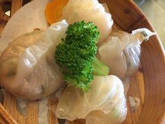 虾饺拼粉果-外沙疍家棚酒楼