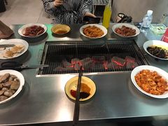 -马路牙子烧烤音乐酒馆(望京店)
