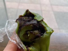 豆沙青团-许阿姨糕团店(南京总店)