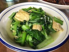 -芦茨金富饭庄·25年老字号·专做稻草鸡