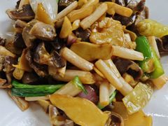 -竹语饭香·原生态农庄·烧鸡·竹筒饭·河鲜(森林海白水寨店)