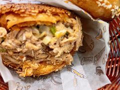 -万红路羊汤烧饼店(将台路店)