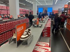 -NIKE上海青浦优选体验店