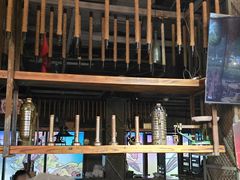 -琥珀老六龙虾(四里河店)