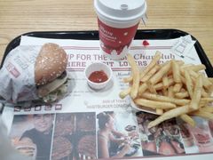-The Habit Burger Grill 哈比特汉堡(爱琴海店)