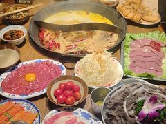 -萍姐火锅·公路夜市(武汉首店)