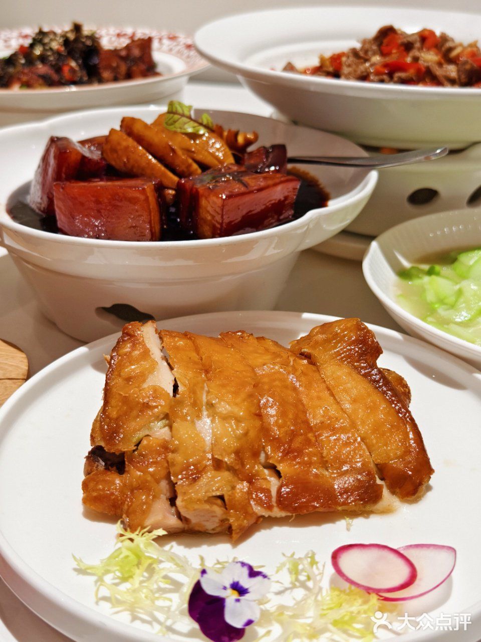 不一样的小炒肉，食材新鲜、服务敲好！ 