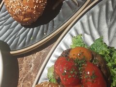 -Let'sBURGERplus·非常创意汉堡(三里屯店)