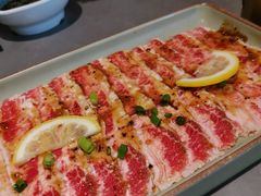 柠檬香草黑椒牛五花-小米烤肉-泥炉炭烤(常营店)