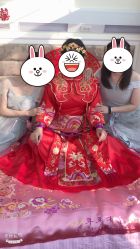 -觅白婚纱礼服馆