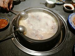 -大匠工房古船木艺术餐厅·猪肚鸡专门店(长白仙岛店)