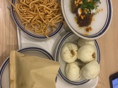 -正南齐北·老街糯米团(洪崖洞店)