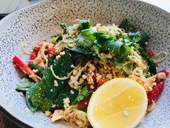 泰式鸡肉面色拉-Wagas沃歌斯(大学路店)