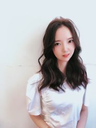 -妃格美发沙龙·烫发·染发