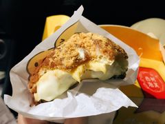 肉松咸蛋黄流心-西树泡芙(静安大悦城店)