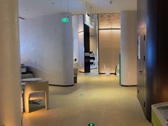 -涨巢·潮玩水疗局