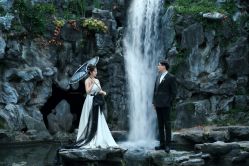 -雪中彩影婚纱摄影·微光艺术中心