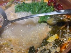 -洱火云南酸菜牛肉火锅(石景山当代商城店)