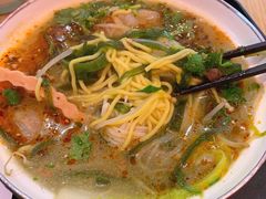 -小蛮椒麻辣烫·麻辣拌(青浦宝龙店)