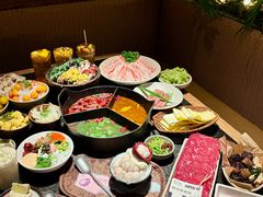 -三出山火锅(南京万象天地店)