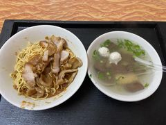 豆干鸭血汤-松树干拌面店