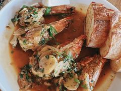-ROAST coffee & eatery