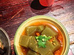 -蓝田九大碗民俗食府(蓝田店)