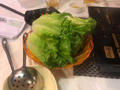 -鲜入围煮花胶鸡海鲜火锅