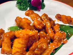 清迈菠萝咕噜肉-觅山云南菜(泊富ICITY店)