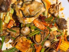 -东来菜馆•手抓海鲜家常菜•海鲜锅贴(鸽子窝店)