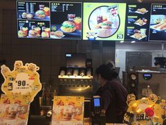 -麦当劳(龙洞店)