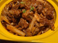 -多嘴肉蟹煲(万达店)
