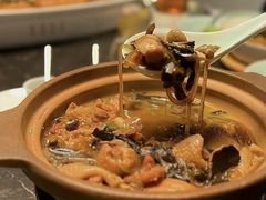 小鸡炖榛蘑-止观小馆·辽河口渔家菜(王府井店)