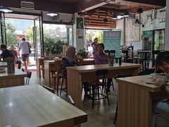 大堂-金实大酥牛肉面