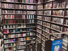 -钟书阁(群光广场店)