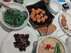 -桂满陇·手作小笼包&江南叫花鸡(中山公园店)