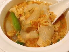 龙虾汤过桥花胶肚-海派悦庭·海胆烧麦·新融合菜(凯德广场店)