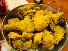 -BHC炸鸡(明洞总店)